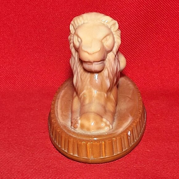 Vogelsong Slag Glass Oscar The Lion Figurine Paperweight - Picture 2 of 11